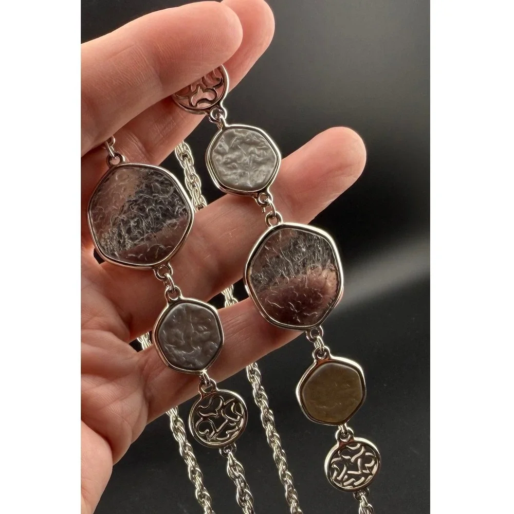 Sarah Coventry Station Necklace 37